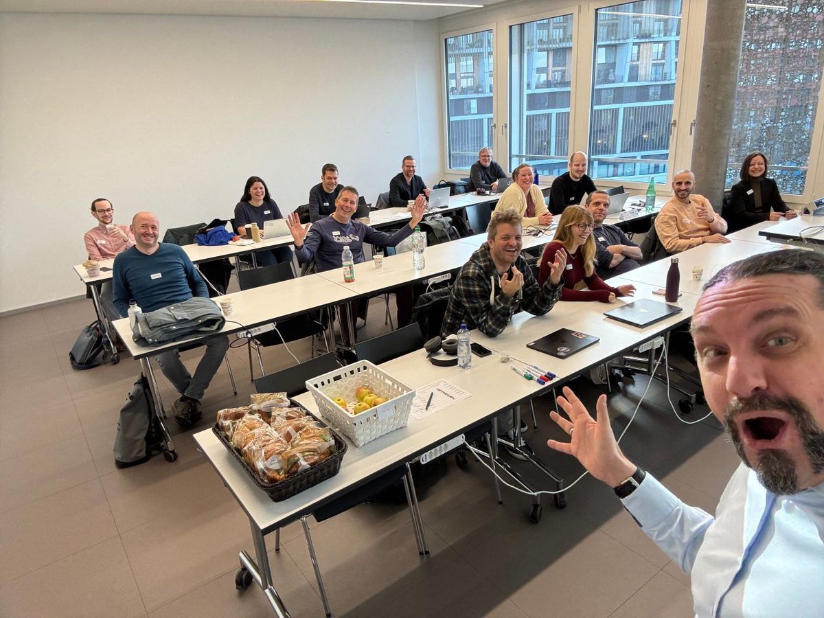 Romano Roth tweet media