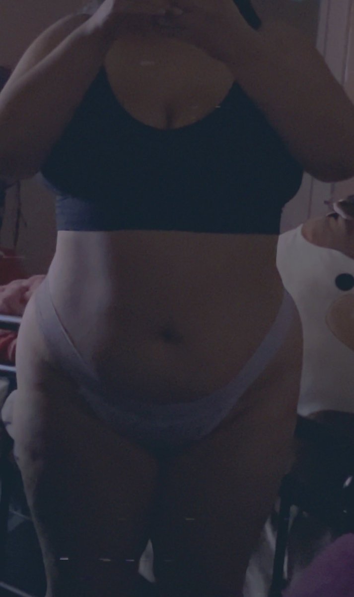 esme (dm fee!!) tweet media