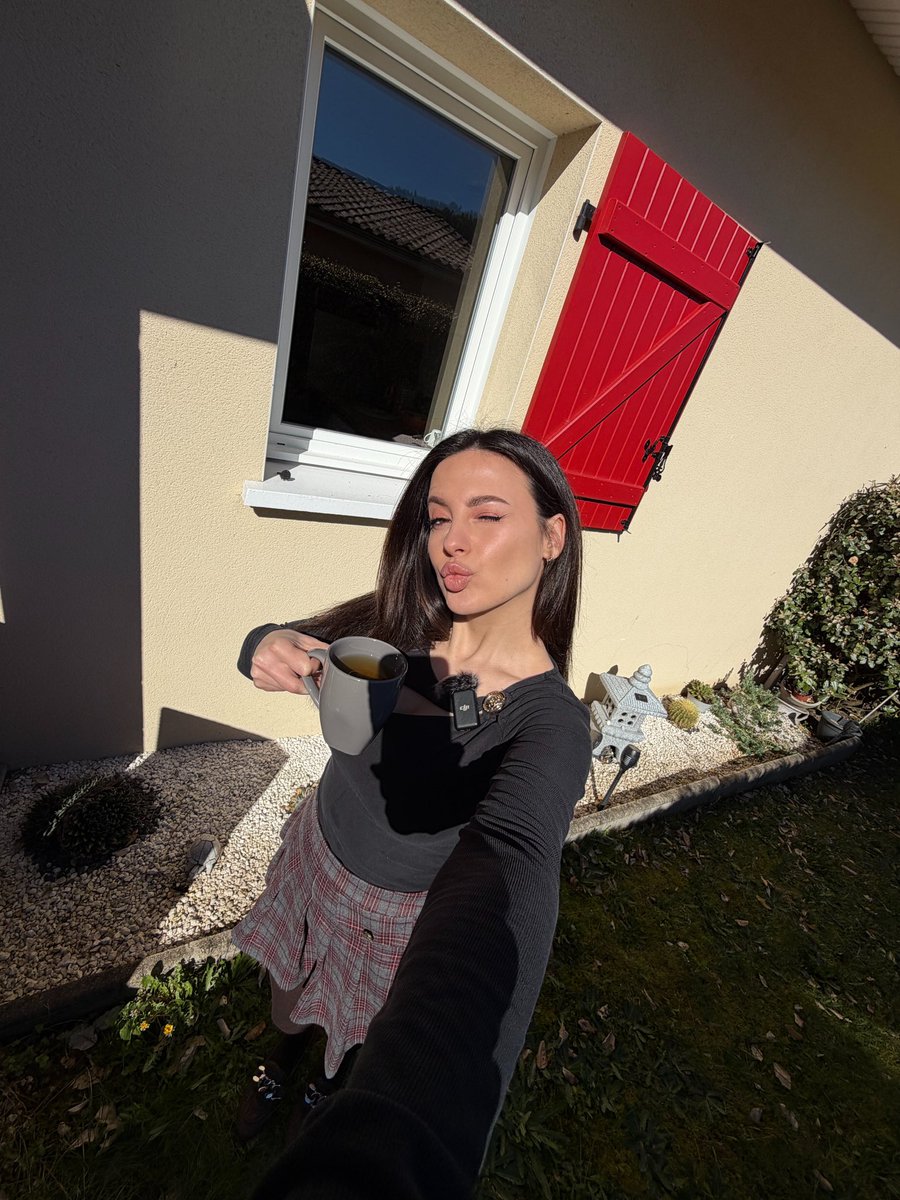 Yuli Kay tweet media