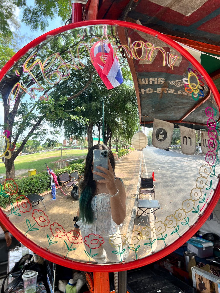 บลูอีกแล้วง่ะ tweet media