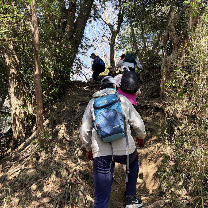 吉岡マコ tweet media