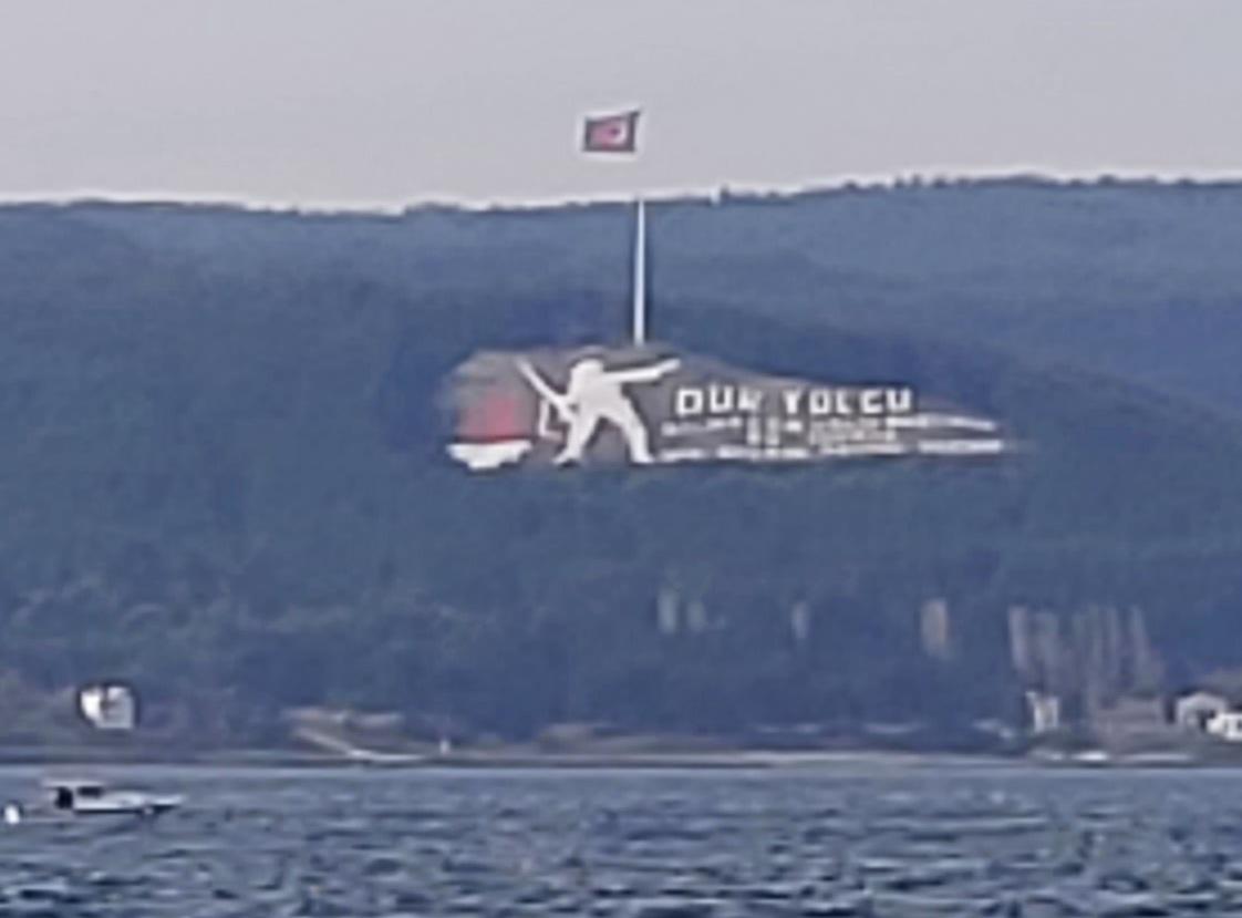 falihakc's tweet photo. Çanakkale geçilmez... Saygı, Şükran ve Minnetle... https://t.co/YJrEqkgjfb