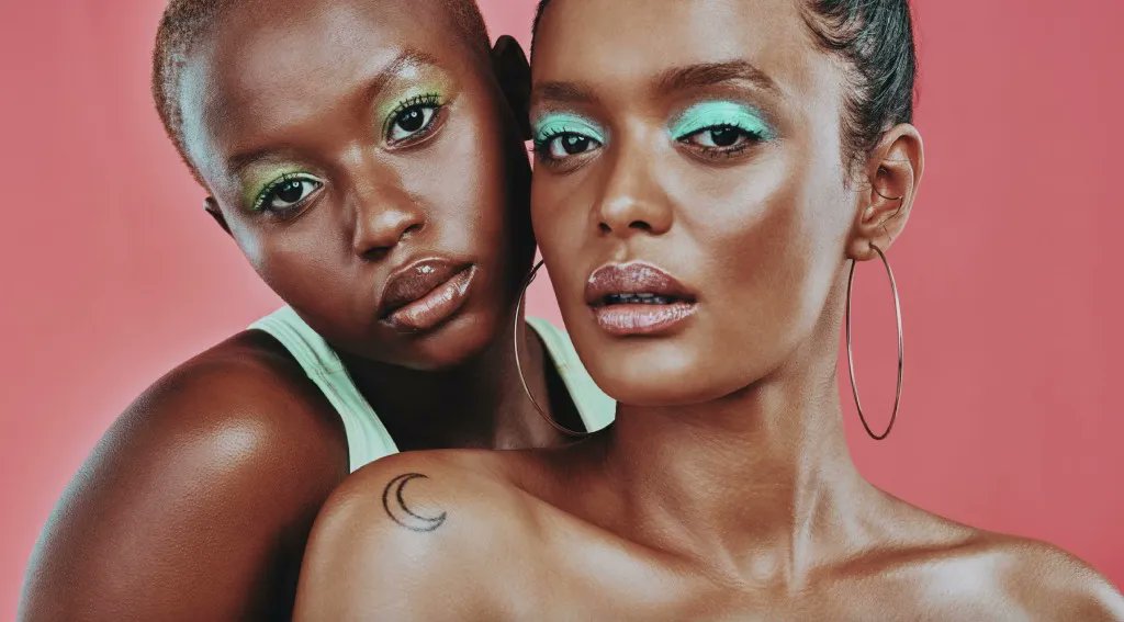 Make-up occhi: 3 tendenze da seguire questa primavera
Scopri tutto qui: ow.ly/EpcO50YvoEU