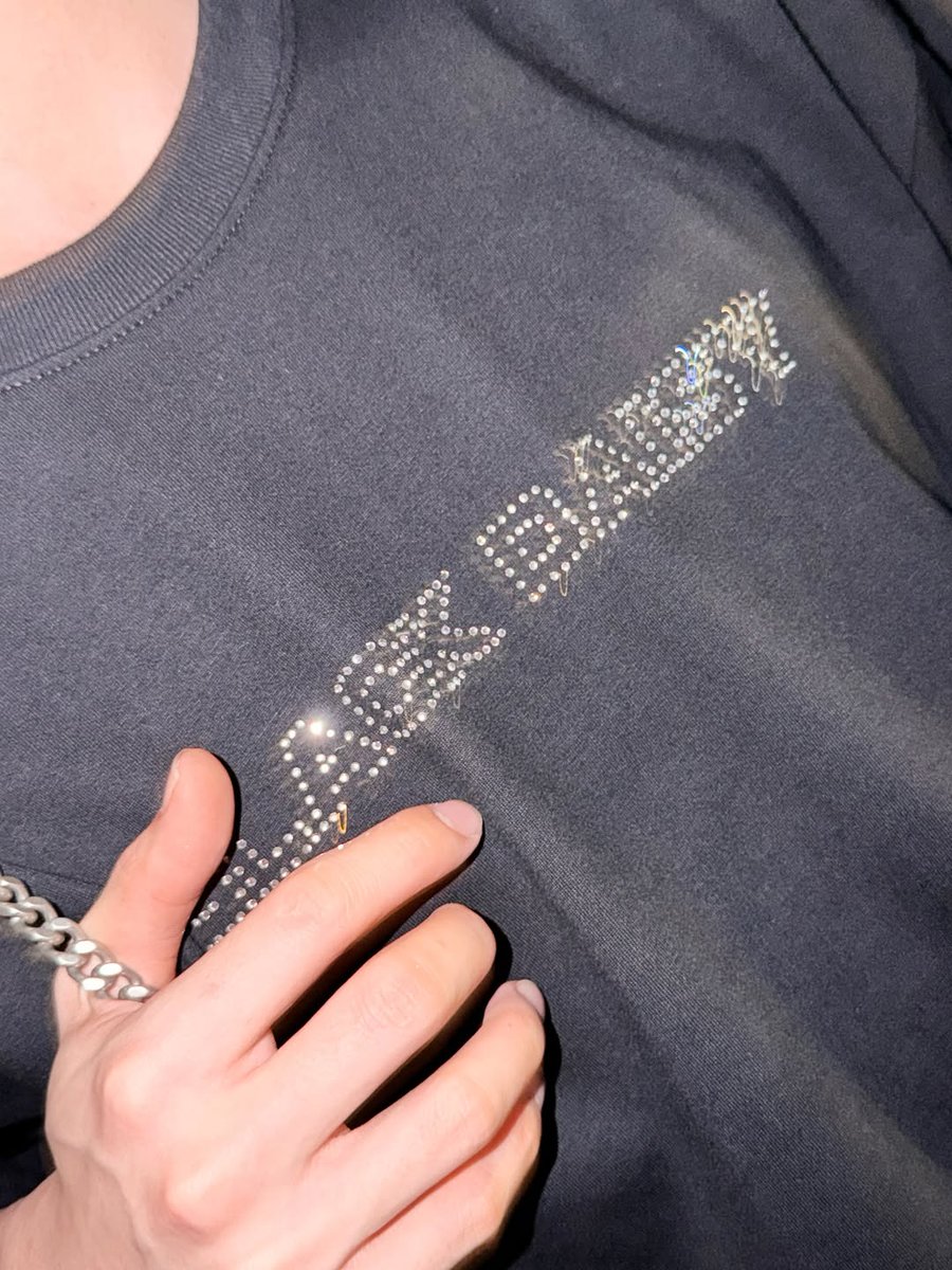 DEXXStation's tweet image. [𝗜𝗚 𝗨𝗣𝗗𝗔𝗧𝗘 | 18.03.2026]
♡ — james.spmk

🖤✨️

#JamesSu #JAMESSU_DEXX
#DEXXth 🌌🩵