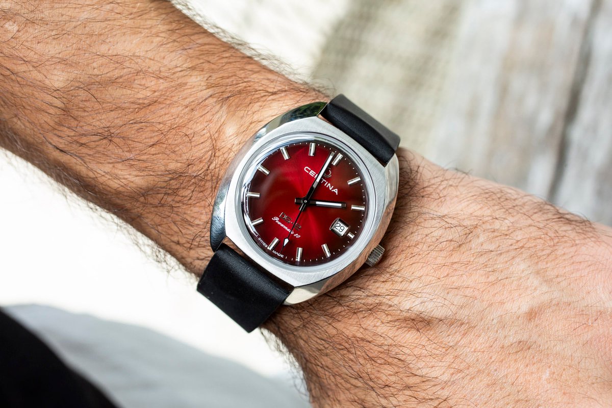 XcellentWatches's tweet image. 🆕 #Certina DS-2

La réédition d'une icône 🐢

Le boitier tonneau de 40mm en acier accueille le calibre auto Powermatic 80.11 offrant 80h de Rdm

L'étanchéité est fixée à 200m 🤿

💶 1 010€