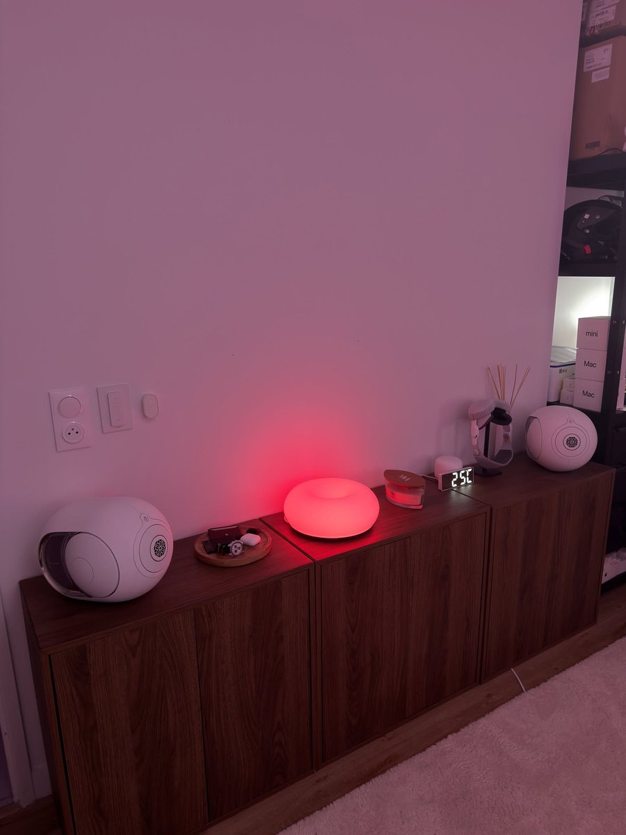 Powlisher tweet media