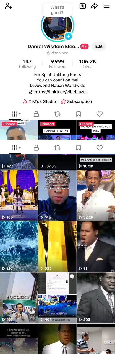 Just 1 more person to click follow. That person deserves a very big hug 🤗 😍
