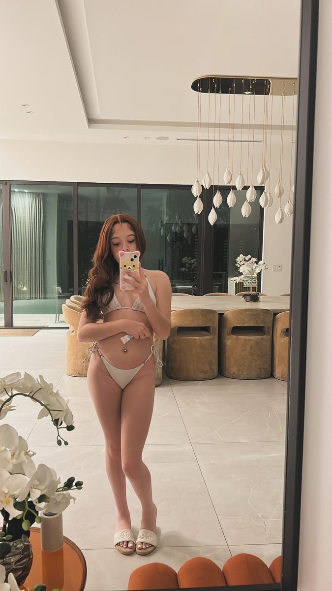 ⋆。lorenzo ❀⋆ tweet media