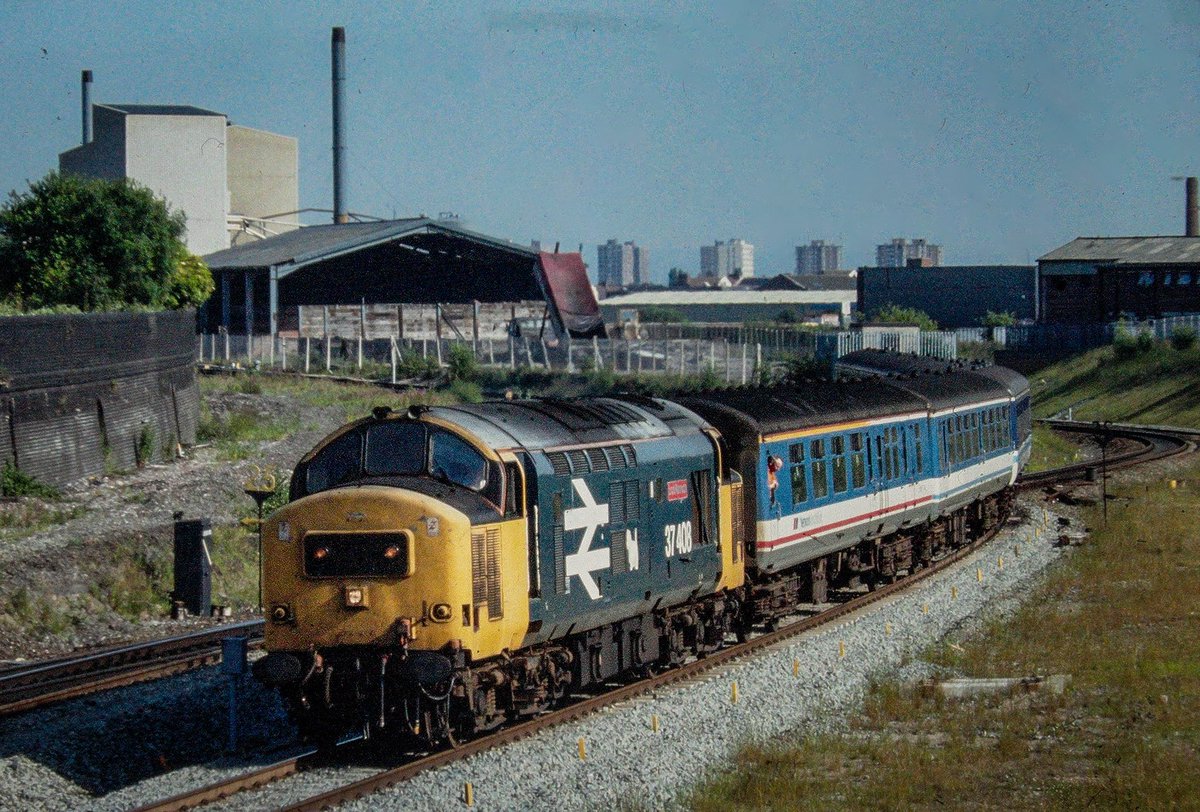 Miles and Chains tweet media