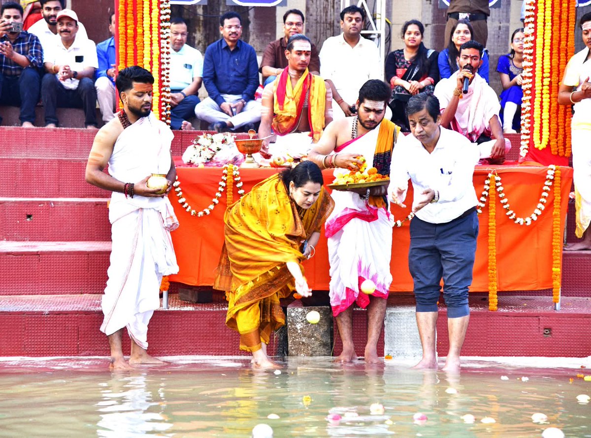 Collector & DM, Jajpur tweet media