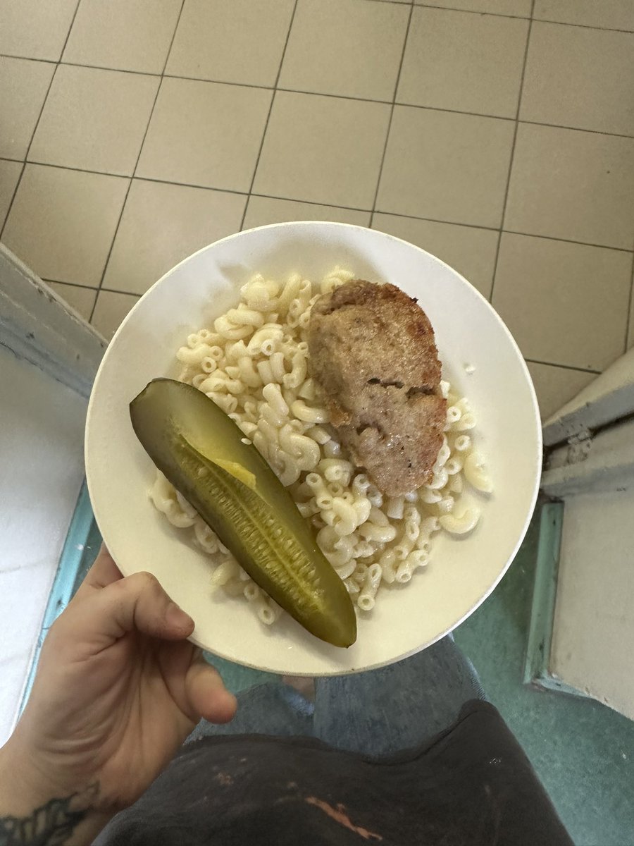 лиля́ кеба́б tweet media