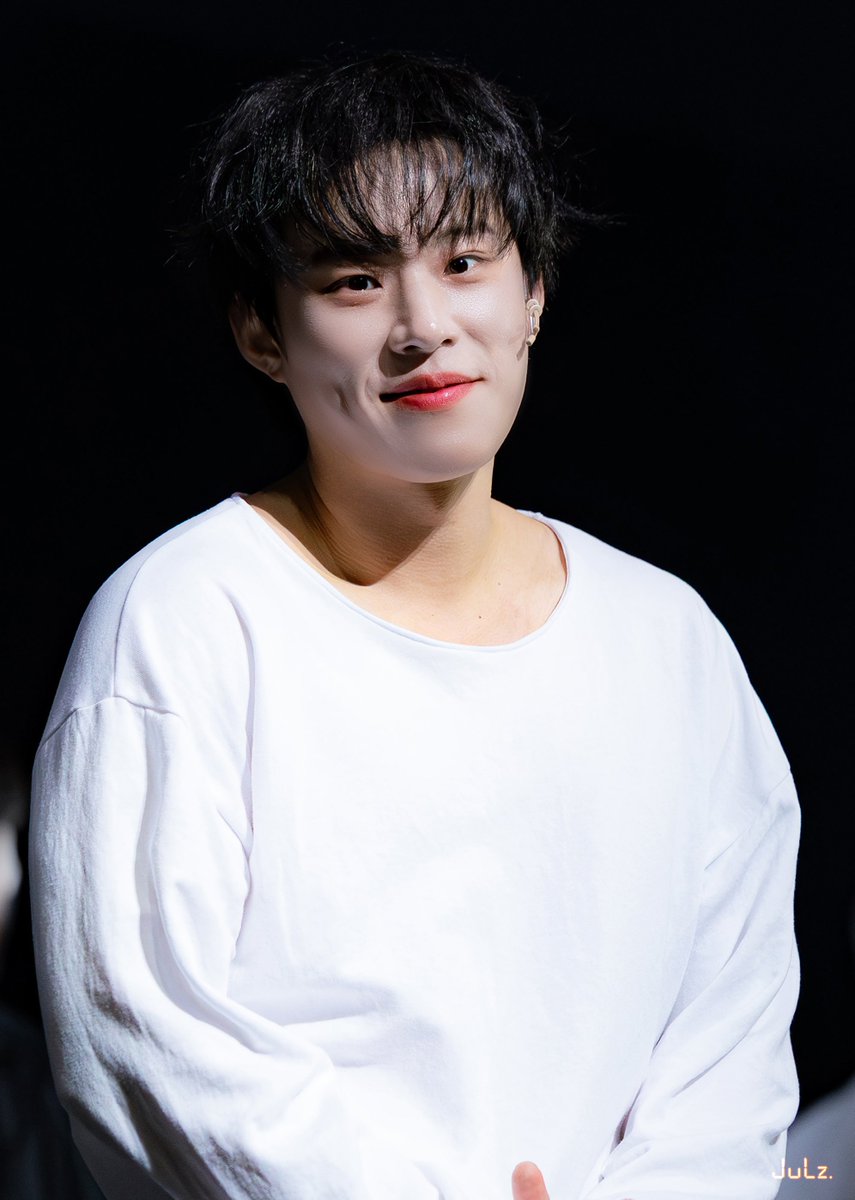 taengeeee_ tweet media