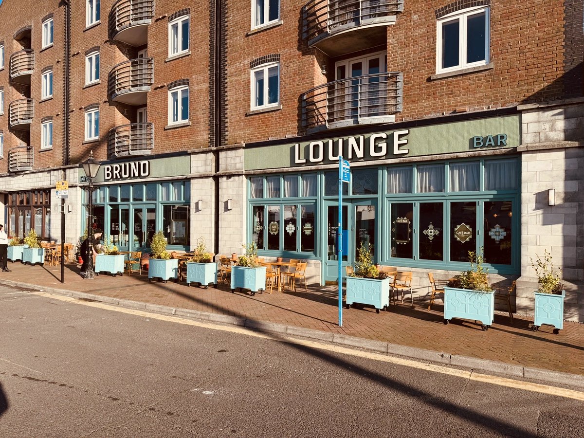 Alex Reilley tweet media