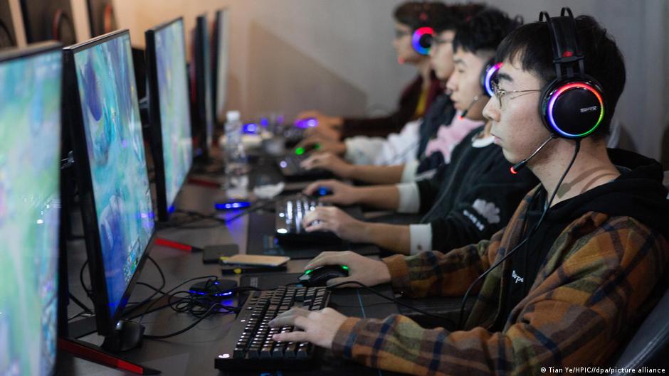 DW на русском tweet media