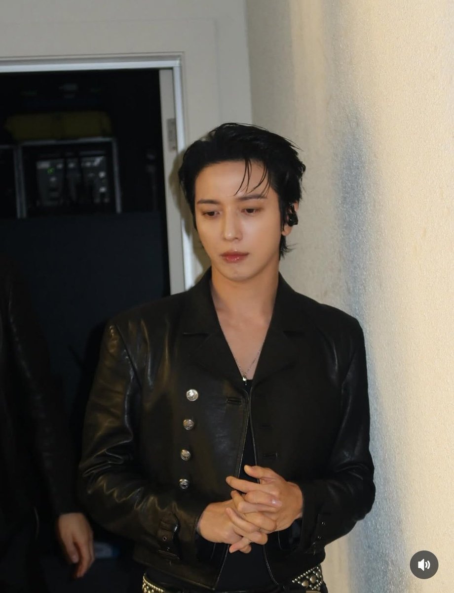 이거 완전 22살 블루토리 정용화 아니냐그여🥹
