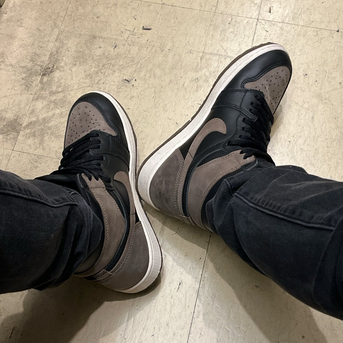 そろそろパロミノ履き納めかなぁ
#JORDAN1