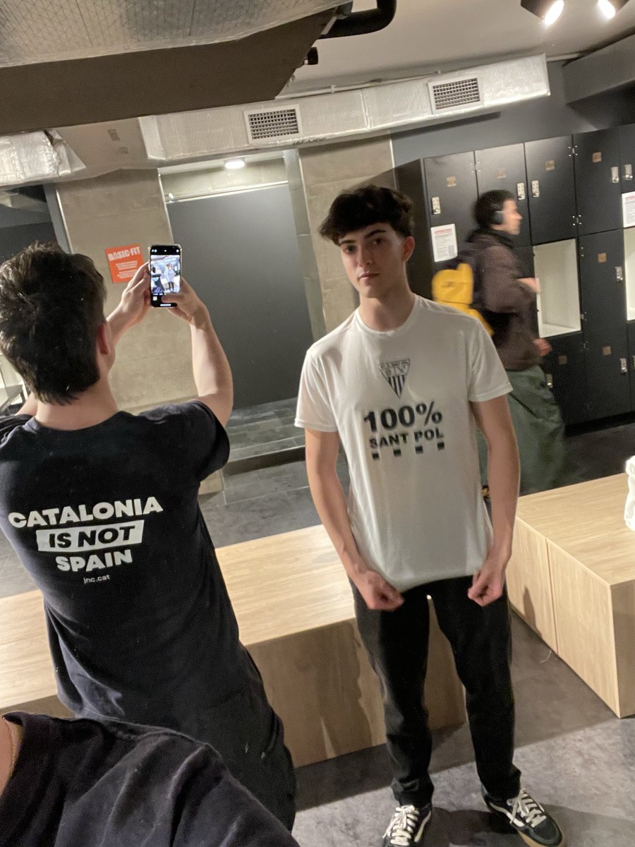 Eric (sobreviu la UAB arc AGAIN) tweet media