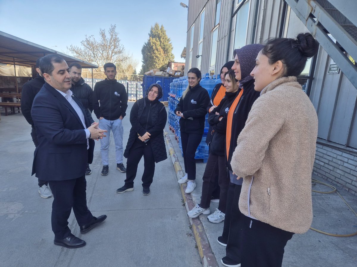 Türk Metal Sendikası Ankara şubemize bağlı ELKON ELEKTRİK Fabrikası çalışanı arkadaşlarımızı ziyaret ederek yaklaşan bayramlarını kutladık.
Allah tutmuş olduğumuz oruçlarımızı kabul etsin.
￼#HayırlıRamazanlar
#TmsAnkaraSb
#ArkamızdaKocaDağ
<a href="/AltundagUysal/">Uysal ALTUNDAĞ</a>
