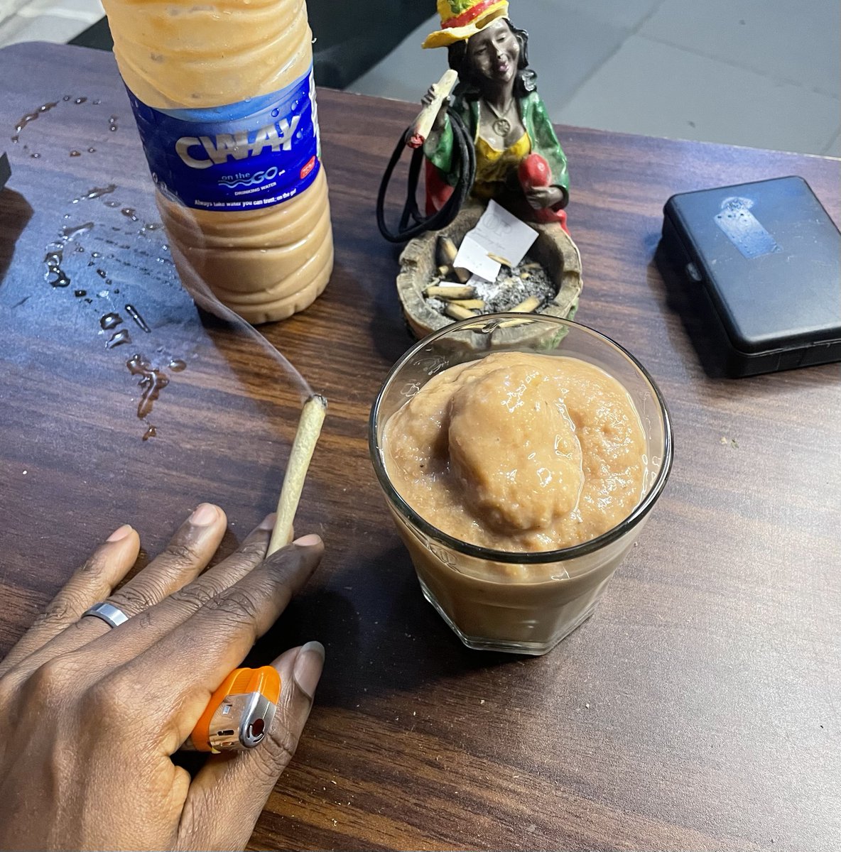 a meek thug tweet media