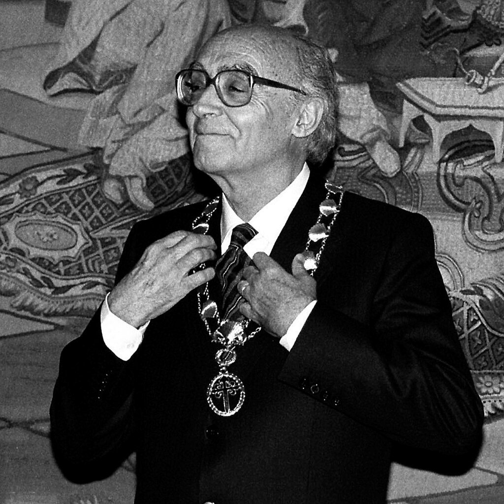 Alba Editorial tweet media