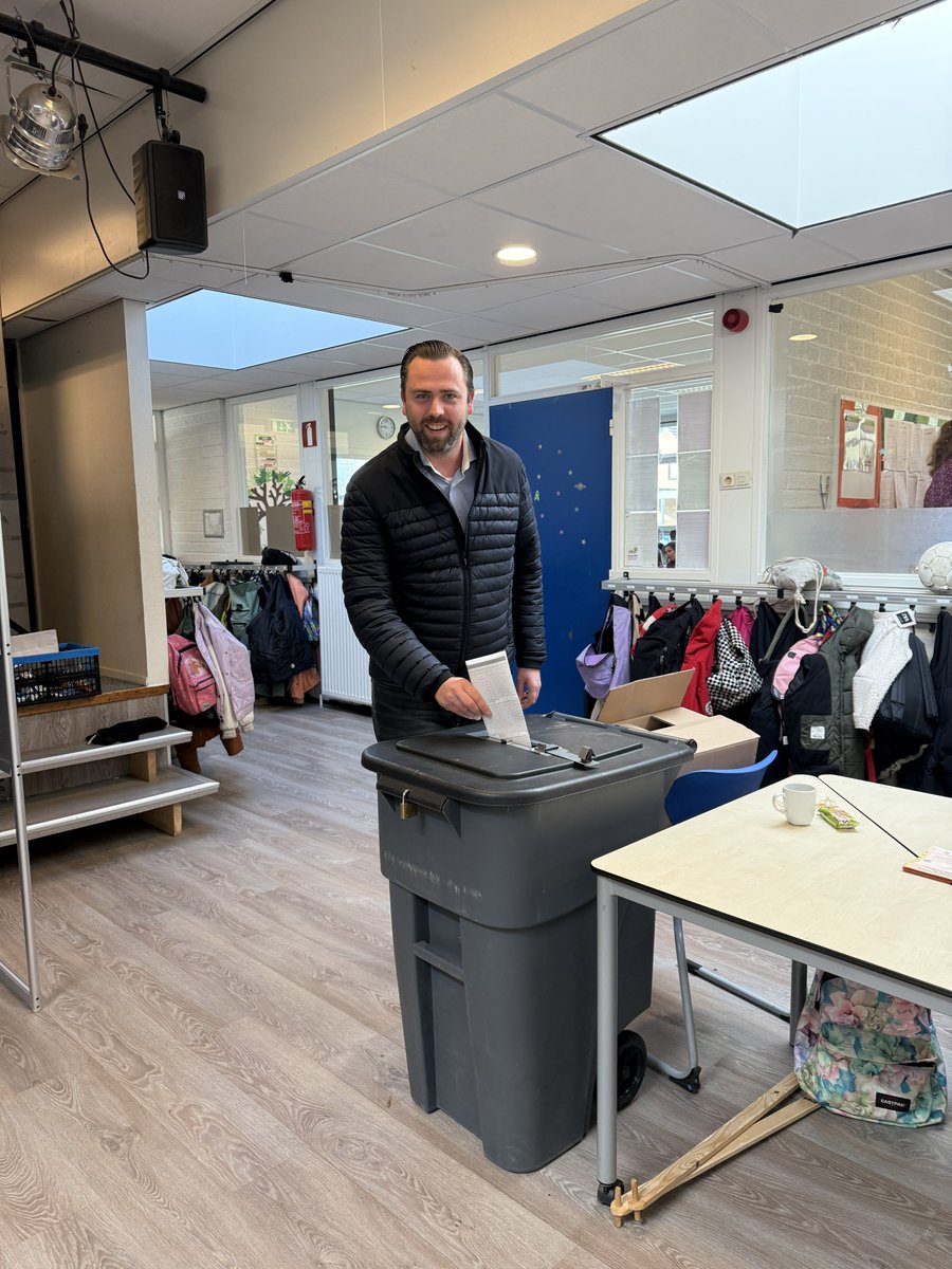 AbbinkStefan's tweet image. Dit jaar sta ik niet meer op de lijst bij de gemeenteraadsverkiezingen in Hengelo. Mijn stem gaat naar de PVV!🗳️🇳🇱

#Hengelo #StemPVV #PVV #PVVHengelo #GR26