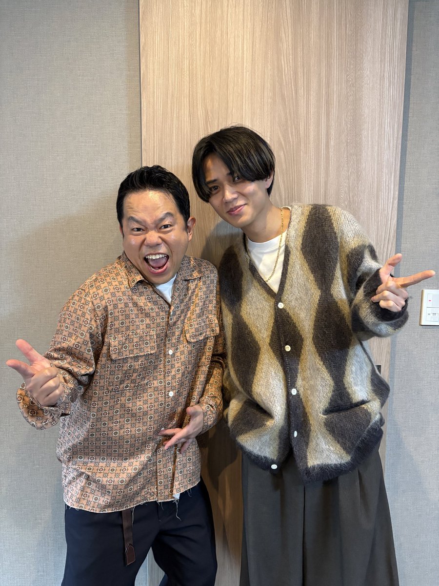 reboot_tbs's tweet photo. ⏻ 第𝟗話 最終章 𝟑月𝟐𝟐日(日)よる𝟗時放送⚡️
日曜劇場 『リブート』

- 𝐌𝐞𝐝𝐢𝐚 -

明日3/19(木)20:00〜放送の
『 #モニタリング 』に 
#永瀬廉 さん、 #津田篤弘 さんが出演します🔍

ぜひお見逃しなく🔥🔥

#日曜劇場リブート https://t.co/I4SPCrLoEv