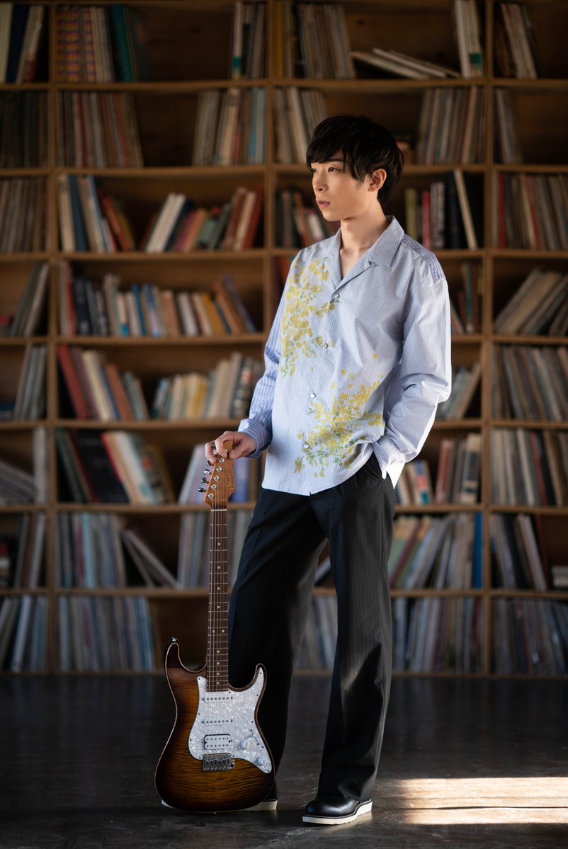 オトトイ tweet media