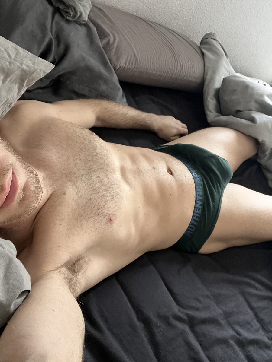 Daflor17 tweet media