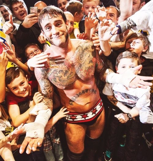 hourly cm punk tweet media