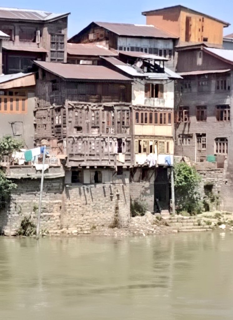 Kashmiri Hindu tweet media