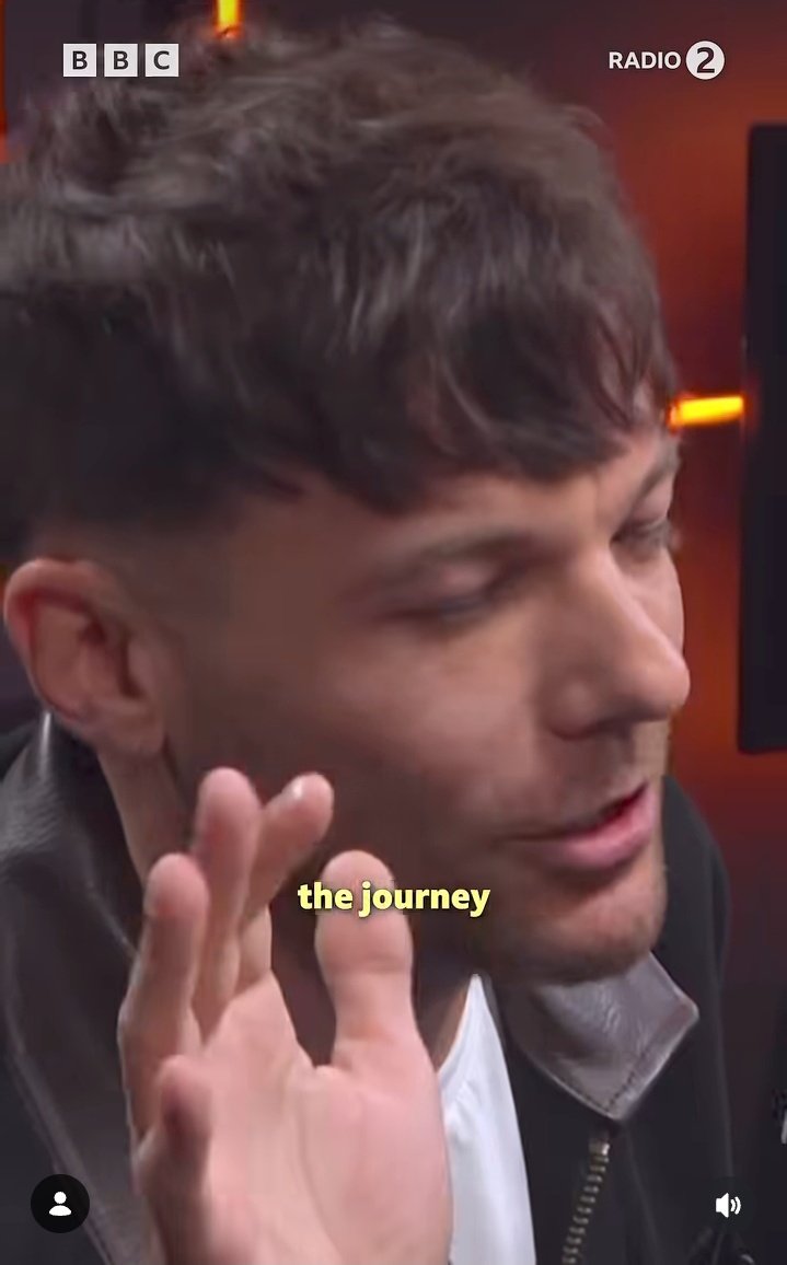 ☀️ ໑̣ tweet media