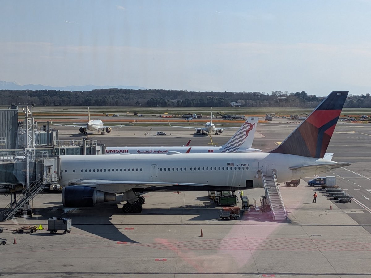 Elissa Tunisophile tweet media