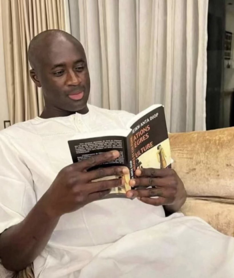 l’enfant soldat 🪐 tweet media