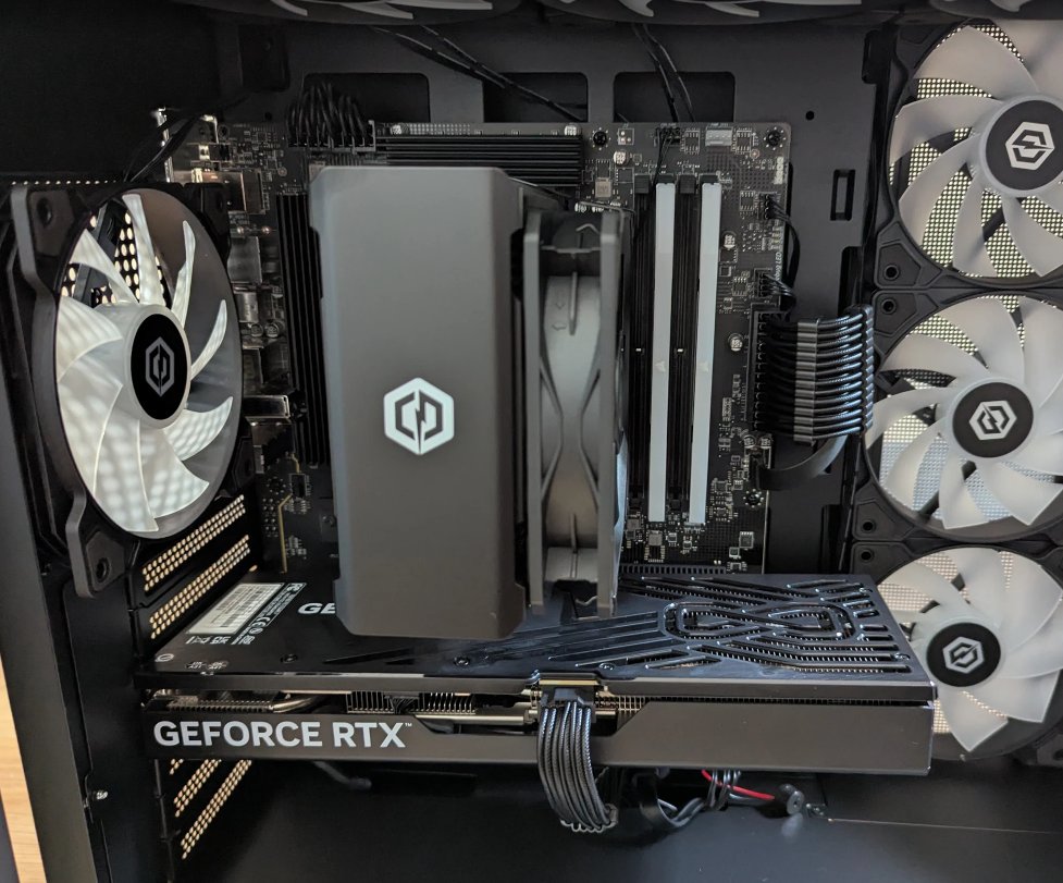 CyberPowerPC UK tweet media