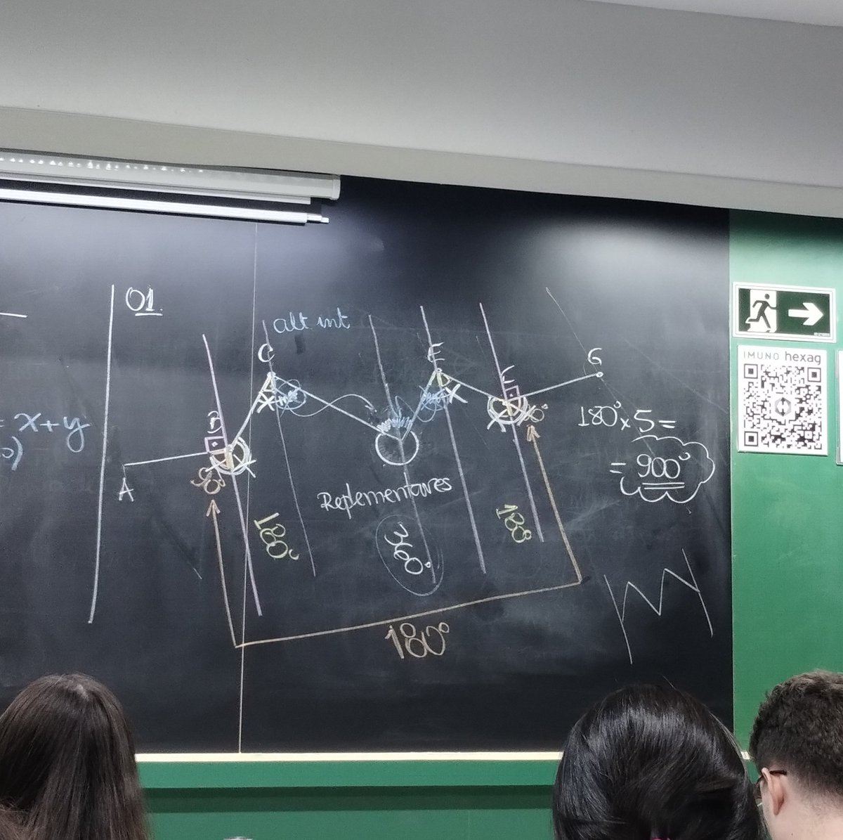 bea ♡ voltando tweet media