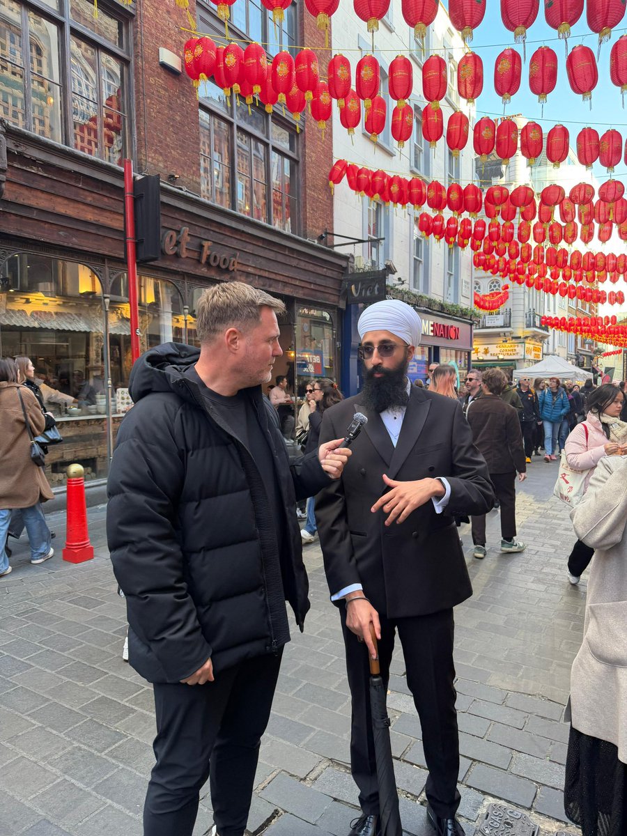 Simon Squibb tweet media