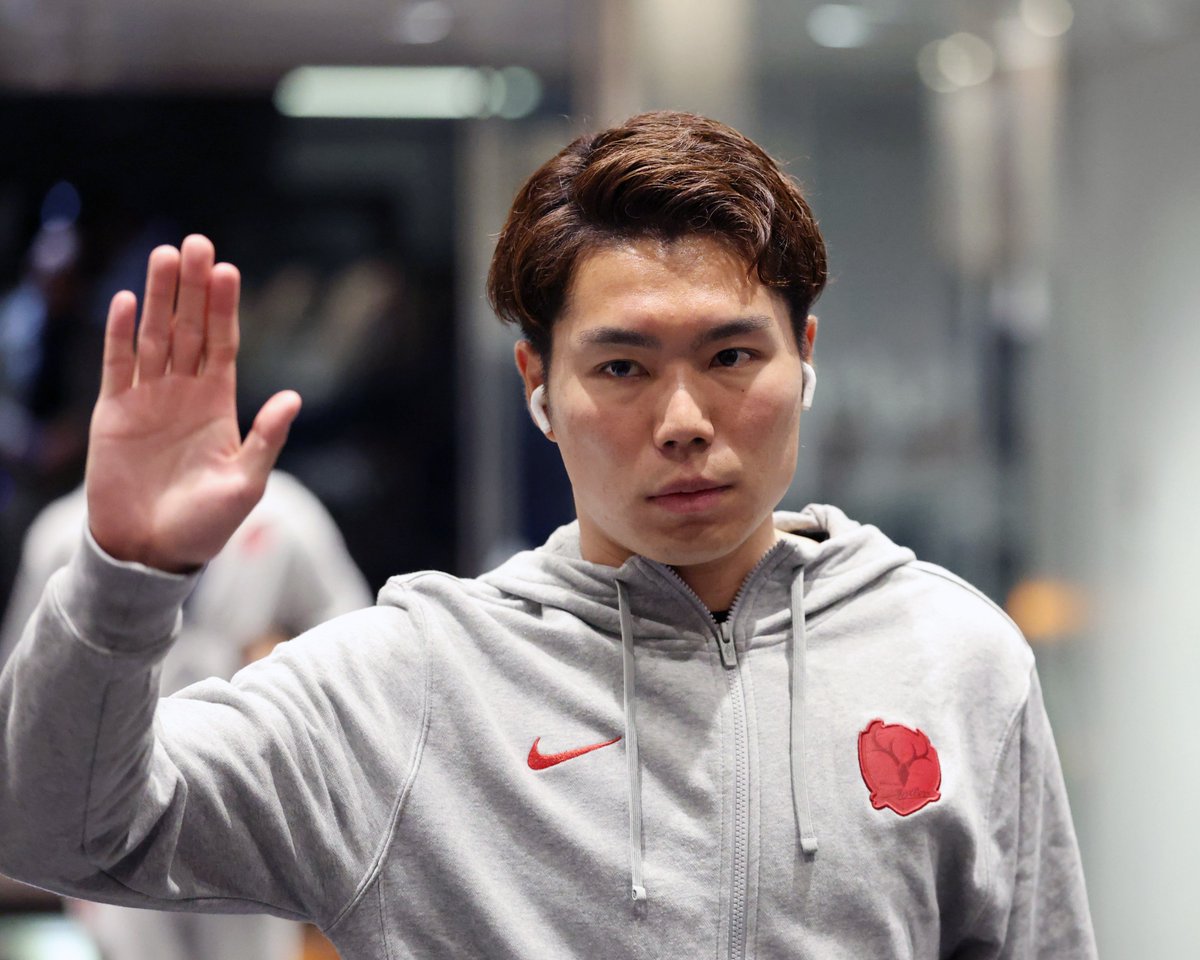 ◤ 3/18 🆚町田 ◢ #鹿島アントラーズ #antlers 選手バスが MUFG