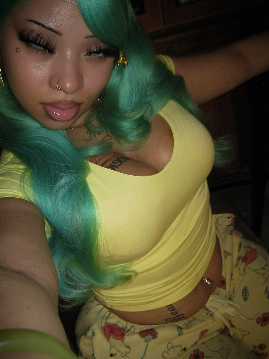 RealDeal$excFace💋 tweet media