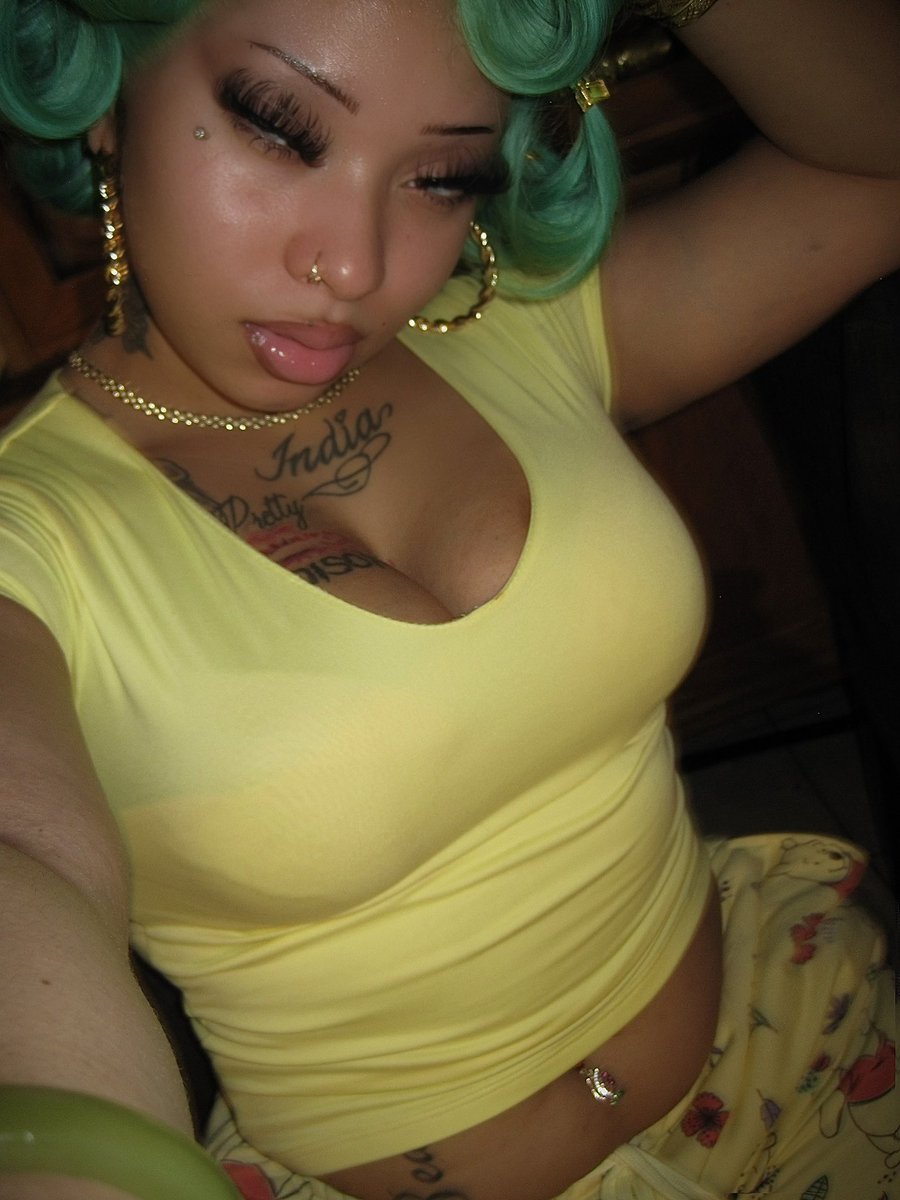 RealDeal$excFace💋 tweet media