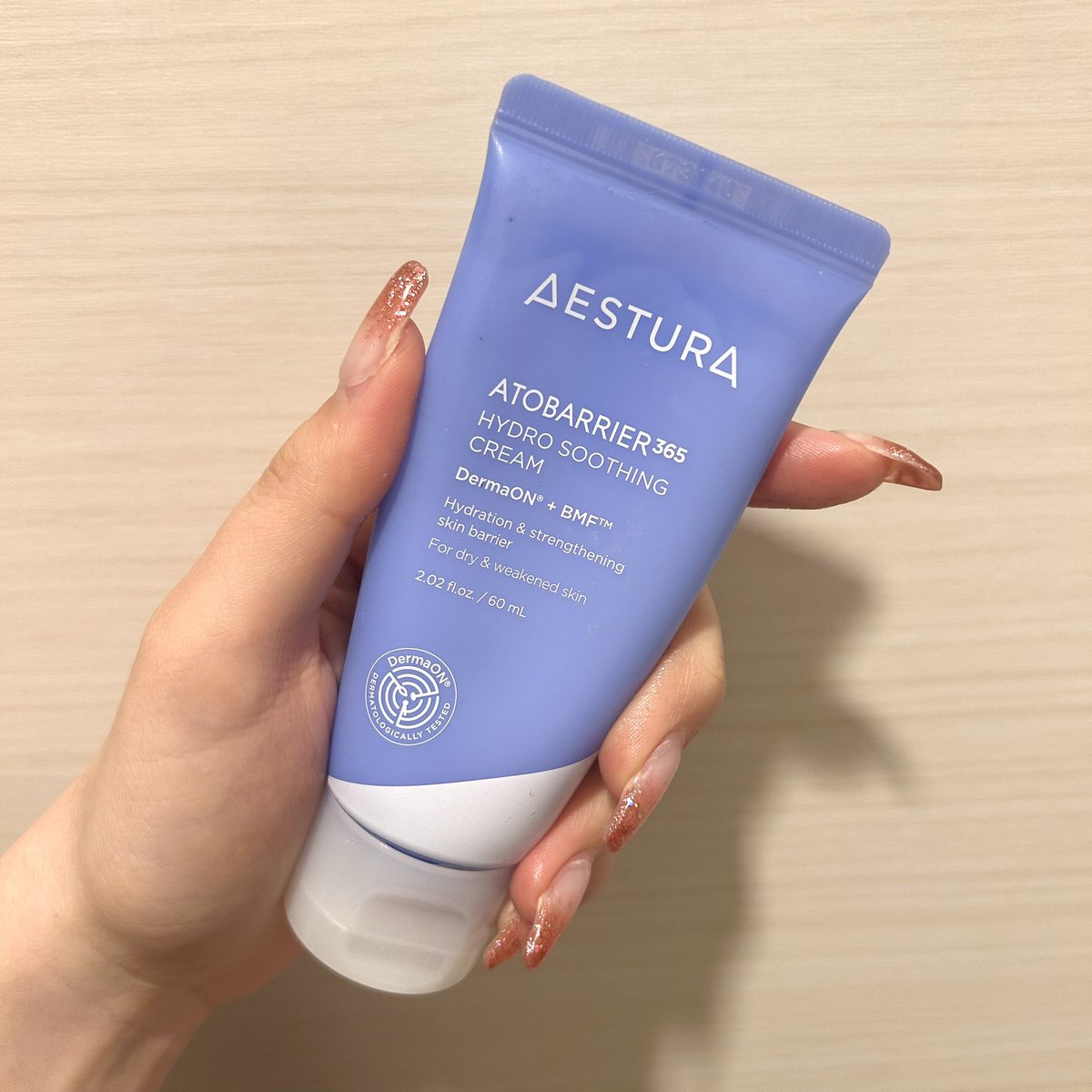 by7o_std's tweet photo. AESTRA ハイドロクリーム レポ🌟
これはクリームというよりジェル＞ ̫＜！
ベタつかず水分補給できるから朝用にしてる👍🏻
私は混合肌だから十分だけど、乾燥肌には保湿感が足りないと思う。でもやっぱAESTRA買うならアトバリア365クリームが最強かな〜
#AESTRA #エストラ https://t.co/sH4sYXObTE