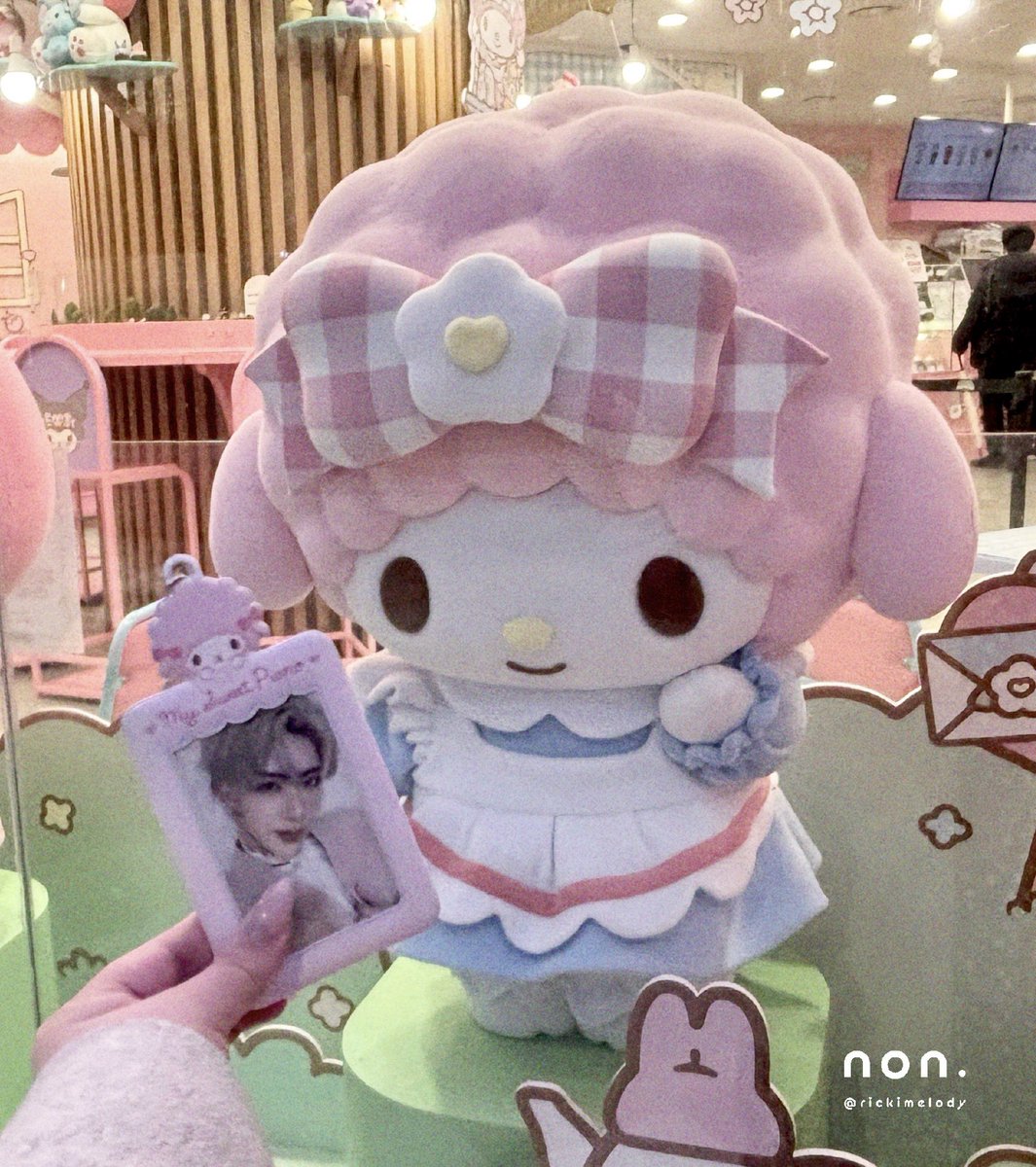 mysweetricki's tweet photo. my sweet ricky🐑🎀 https://t.co/sFr7qJJnZV