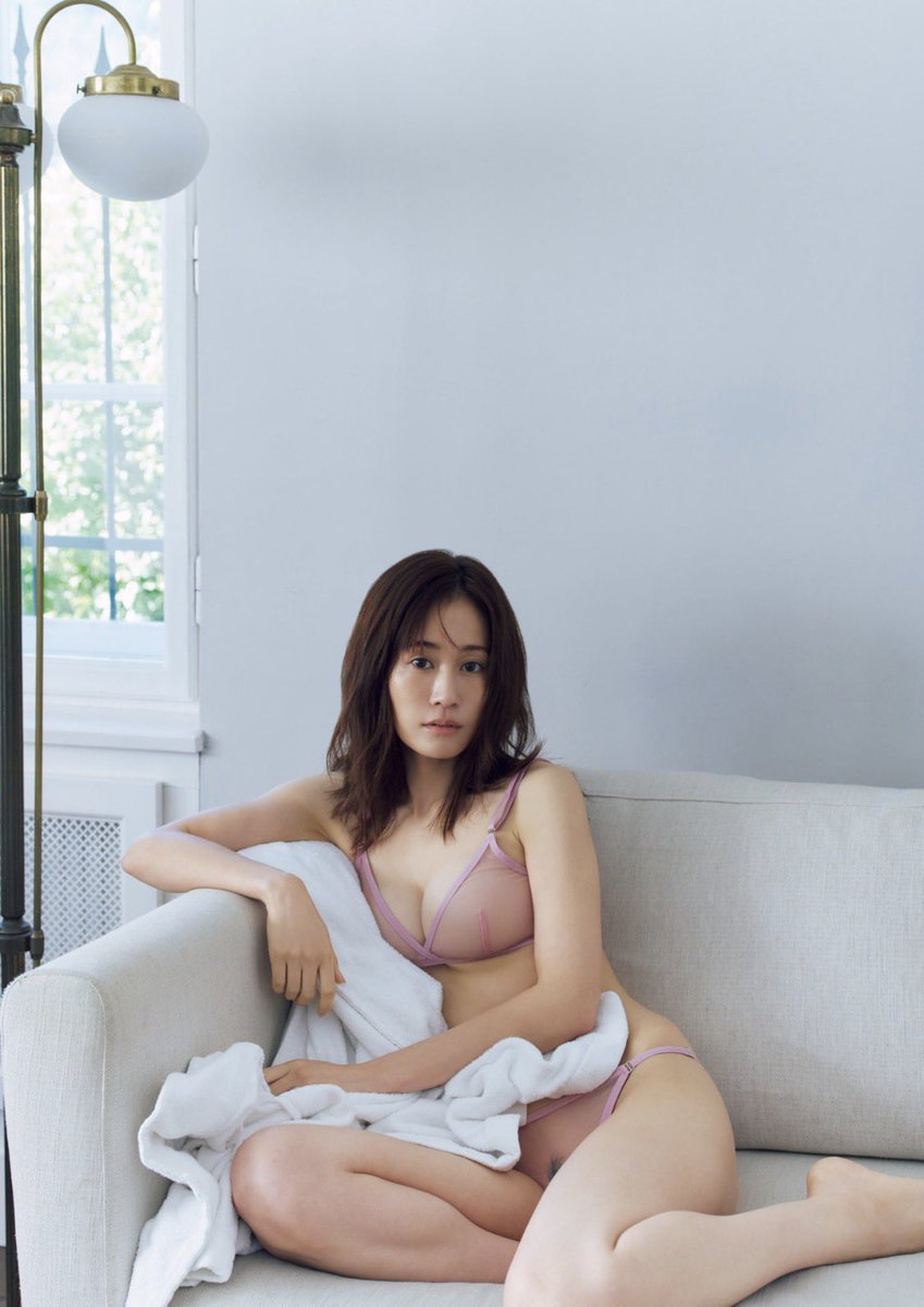 _M0M0kq_'s tweet photo. 前田敦子
B地区とま〇毛晒してんのヤバすぎ︎💕︎
#オナペ https://t.co/W5tL0hoFad