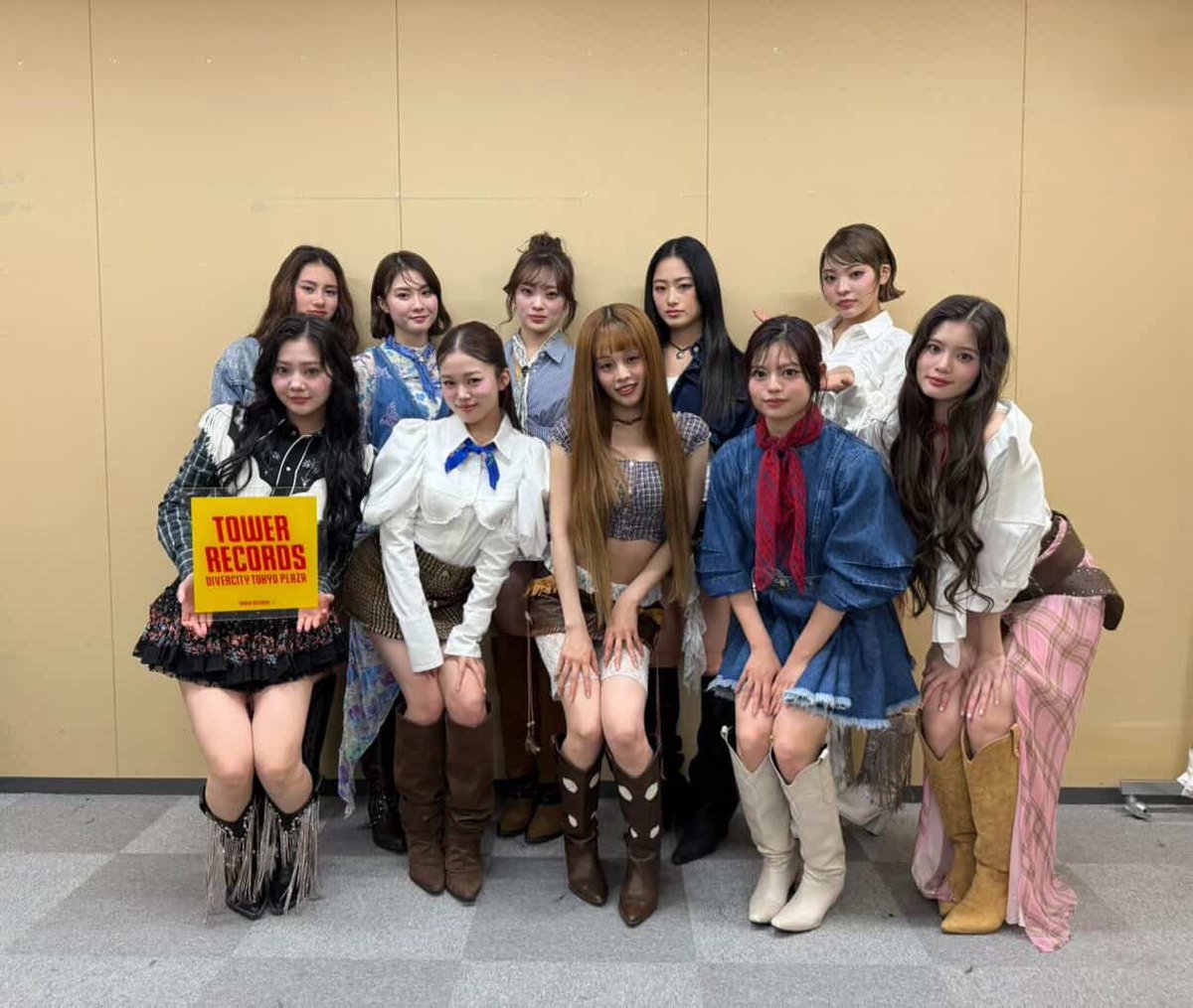 【CIRRA】

本日のイベント無事終了 ⟡𓈒°
デビューおめでとうございます💐

素敵なイベントを
ありがとうございました〜🙌💞

#CIRRA #シーラ 
( <a href="/ldh__cirra/">CIRRA</a> )