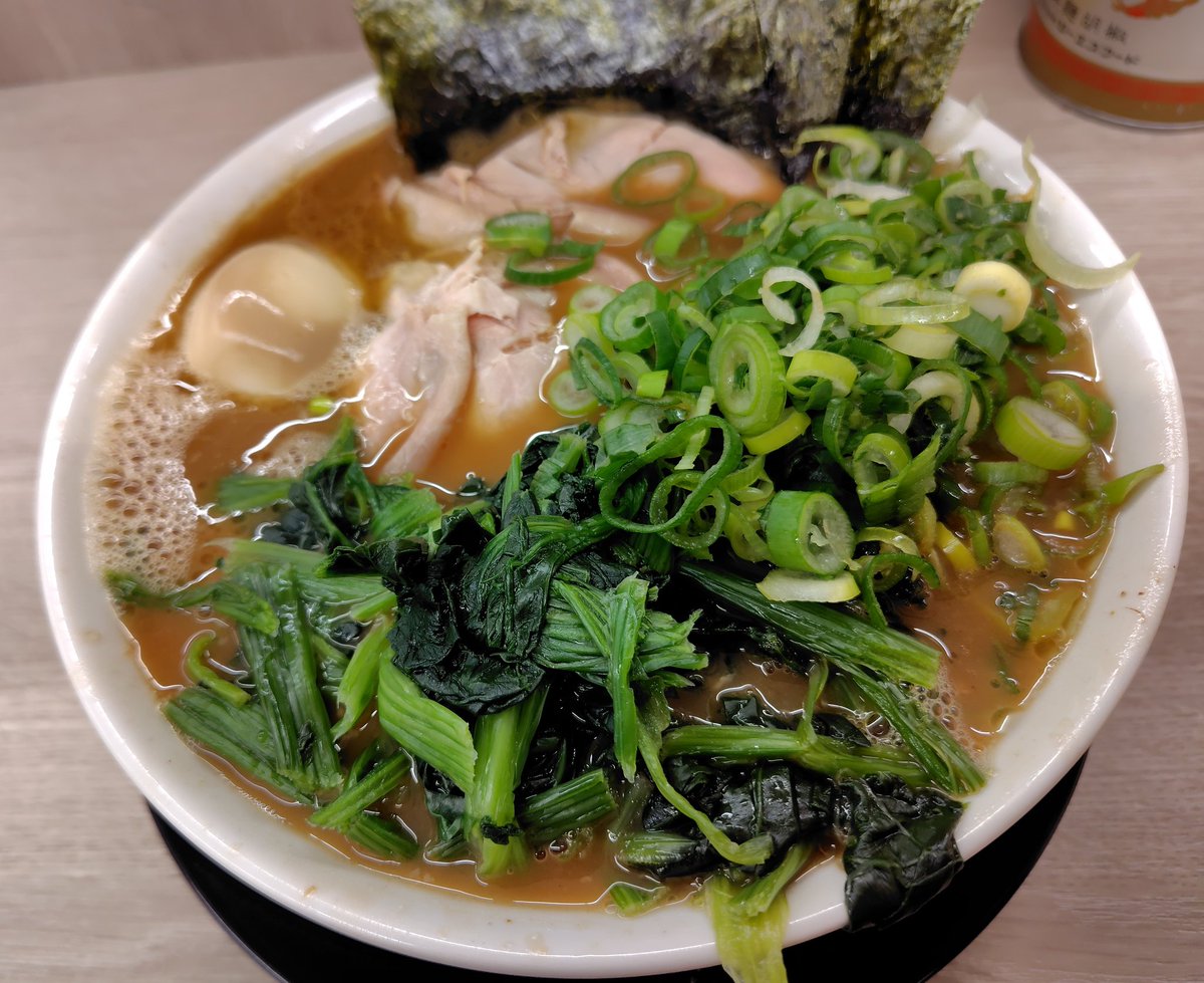 ブケム tweet media