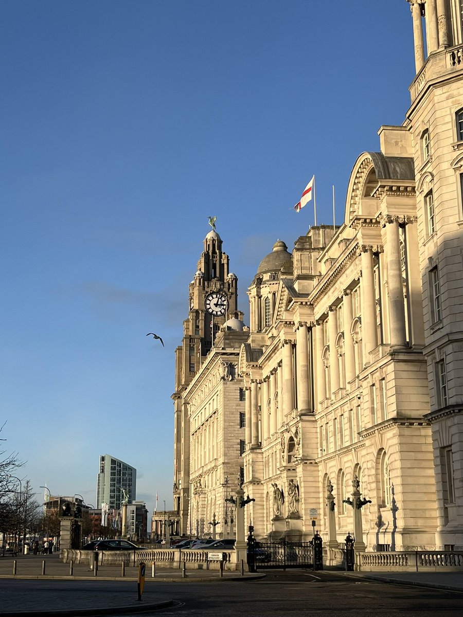 . 𝒞𝒽𝓁𝑜𝑒 . tweet media