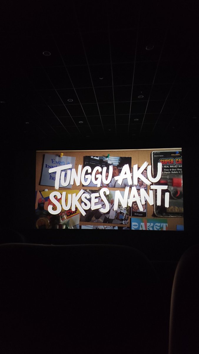 delbolung's tweet photo. @NayaAnindita menyalaaa 🔥🔥
Tunggu Aku Sukses Nanti berhasil bikin emosi naik turun kayak roller coster!! 
Lagi ketawa2, eh tiba2 langsung nangis tanpa aba2. Ini pake magic apaan yahh?? 🥲🥲
Makasih sudah buat film bagus. 💕 https://t.co/uuJmP5yliC