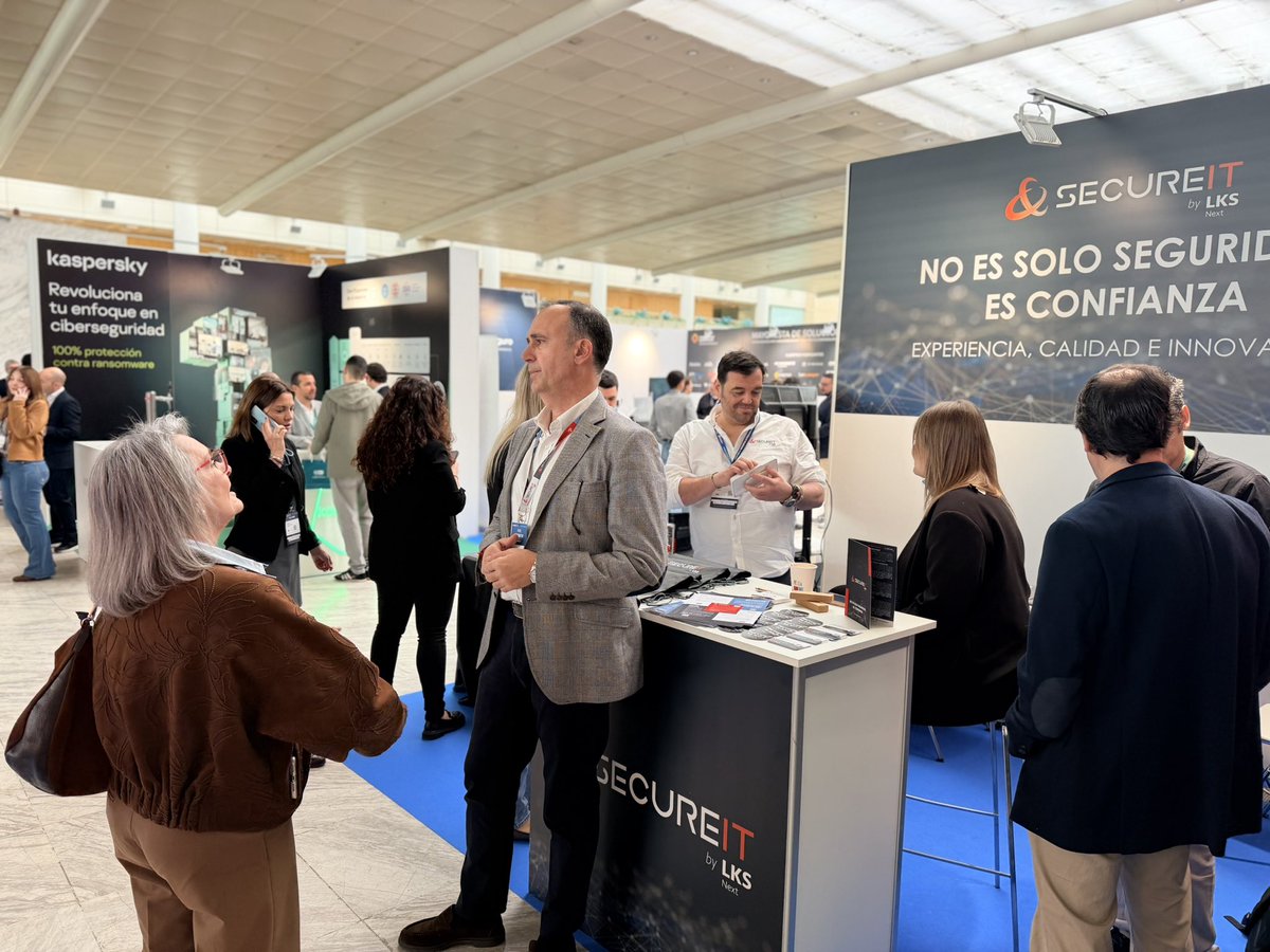 Secure&IT tweet media