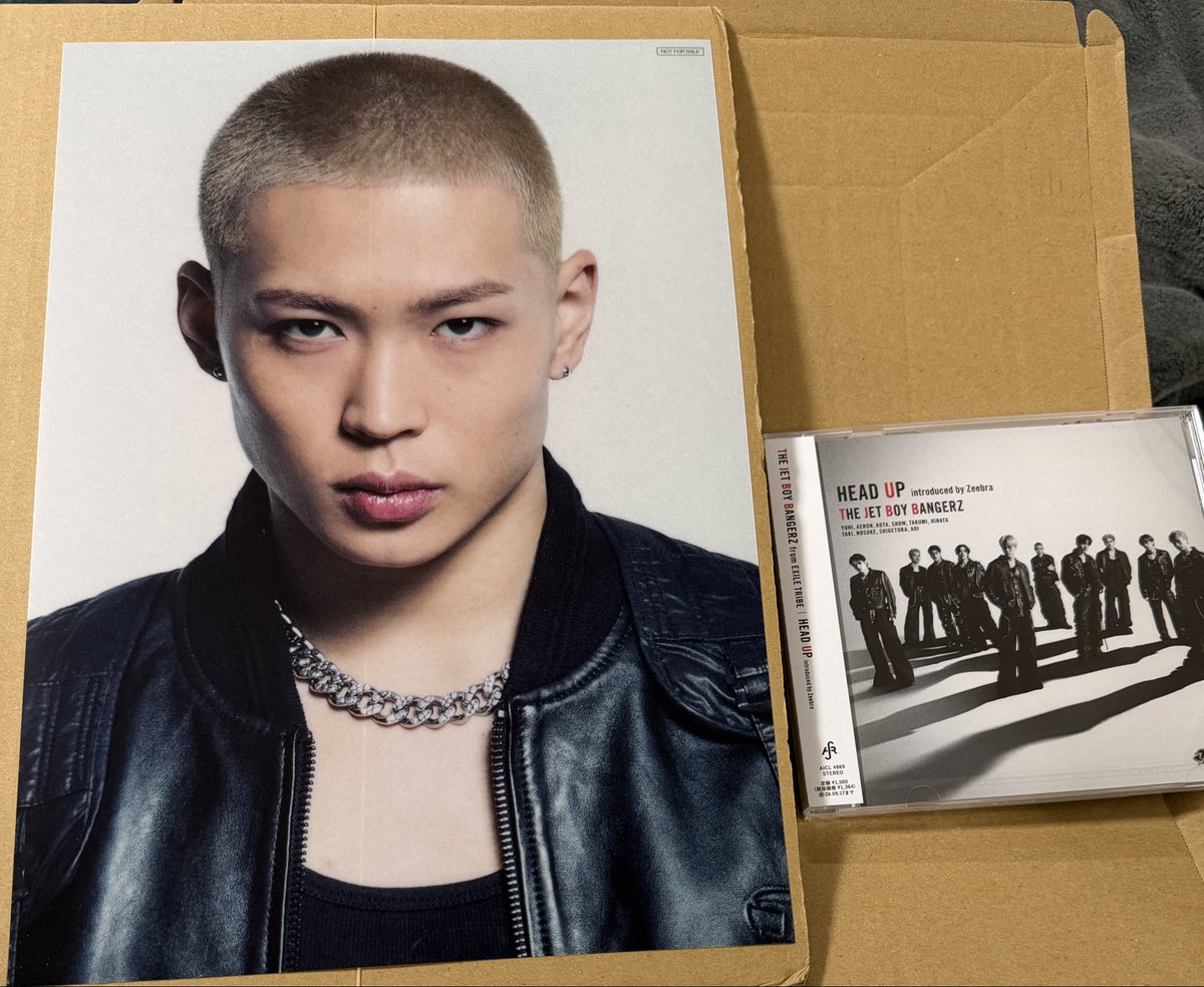 risa_tjbb's tweet photo. 譲　HINATA
求　買取or NOSUKE

買取してくれる方優先 https://t.co/kzFYlmVXN9