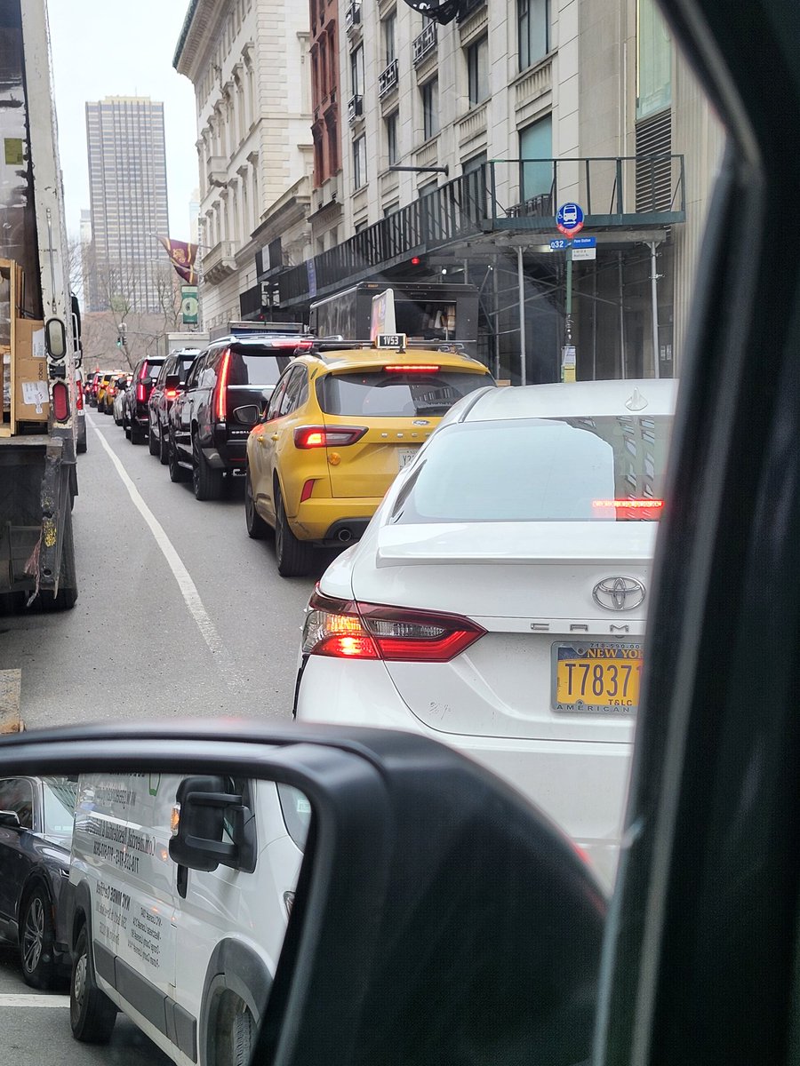 DannydeHulk tweet media