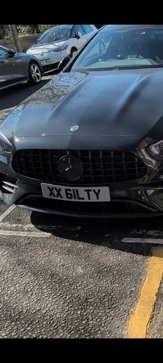 Walking Marky tweet media